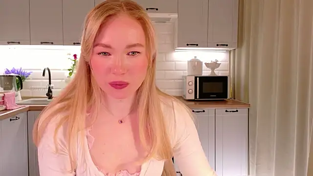 Veronika Mitchel online show from 02-16-26, 04:47