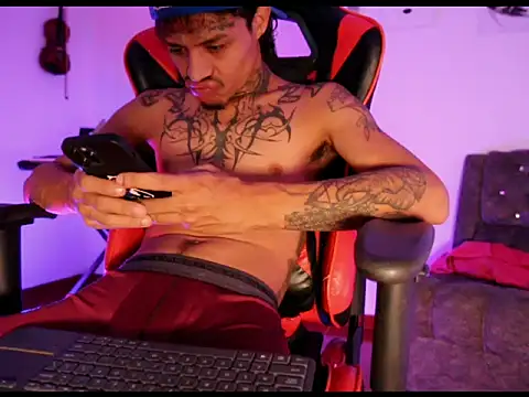 matew rodriguez8 online show from 05-01-26, 01:43