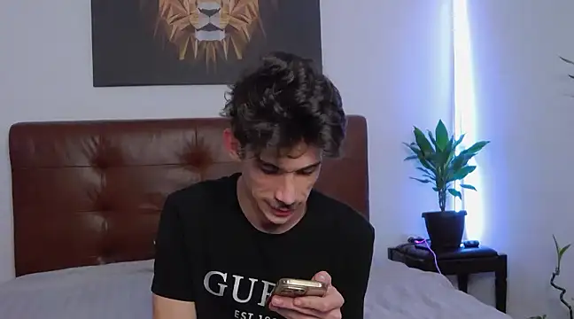 Snapshot of DanielCrush1 chatting on 01-30-25, 04:24 DanielCrush1 online show from 01-30-25, 04:24