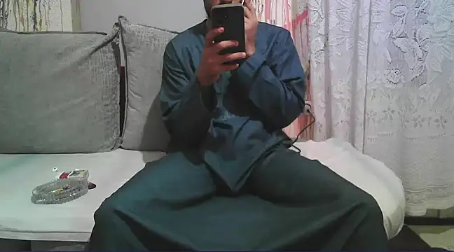 Snapshot of foxsanSs chatting on 01-04-25, 02:46 foxsanSs online show from 01-04-25, 02:46