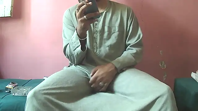 Snapshot of foxsanSs chatting on 09-09-25, 09:53 foxsanSs online show from 09-09-25, 09:53