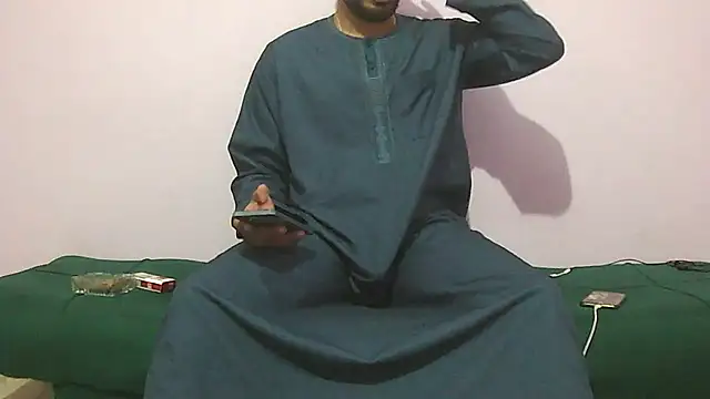 Snapshot of foxsanSs chatting on 09-29-25, 10:03 foxsanSs online show from 09-29-25, 10:03