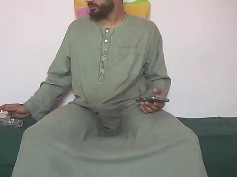 Snapshot of foxsanSs chatting on 11-06-25, 01:34 foxsanSs online show from 11-06-25, 01:34