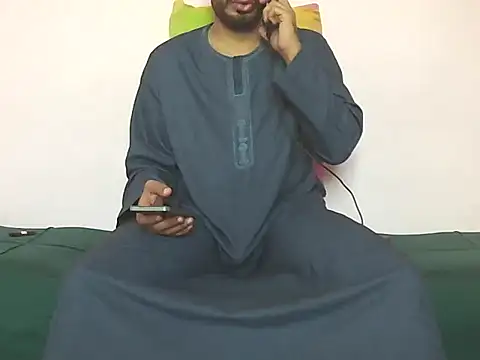 Snapshot of foxsanSs chatting on 11-12-25, 12:05 foxsanSs online show from 11-12-25, 12:05