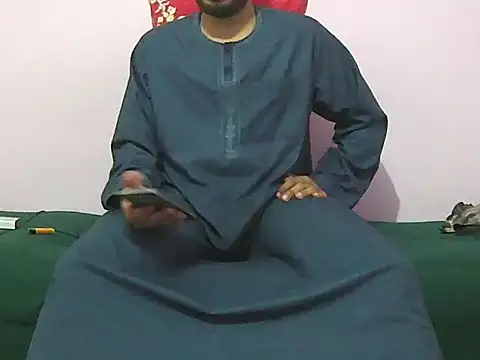 Snapshot of foxsanSs chatting on 12-20-25, 11:56 foxsanSs online show from 12-20-25, 11:56