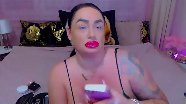 BustyVicky online show from 11-26-25, 09:27