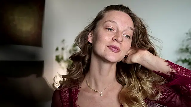 Special    online show from 02-02-26, 02:10