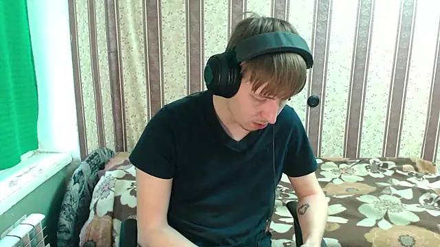 darienlarge online show from 10-27-25, 11:47