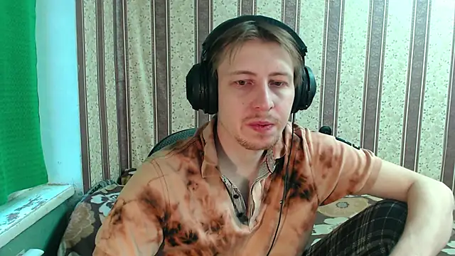 darienlarge online show from 11-27-25, 10:39