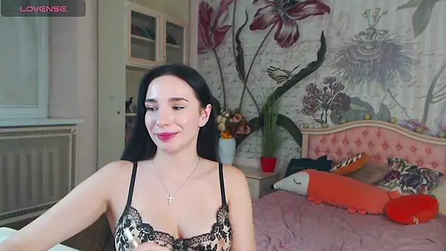 Snapshot of AliciaBow chatting on 12-02-24, 04:31 AliciaBow online show from 12-02-24, 04:31
