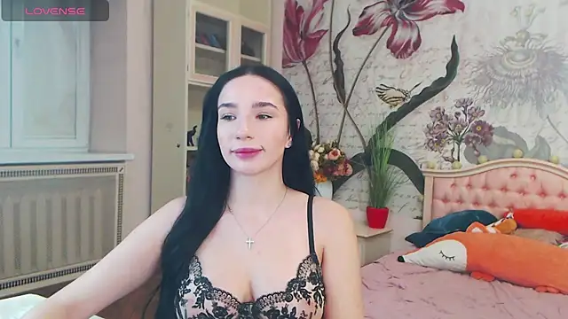 Snapshot of AliciaBow chatting on 12-07-24, 01:51 AliciaBow online show from 12-07-24, 01:51