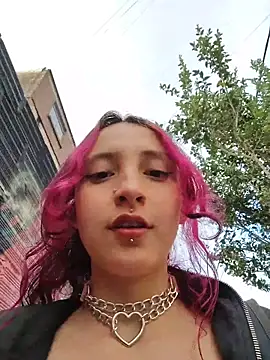  Laary online show from 11-22-25, 09:47