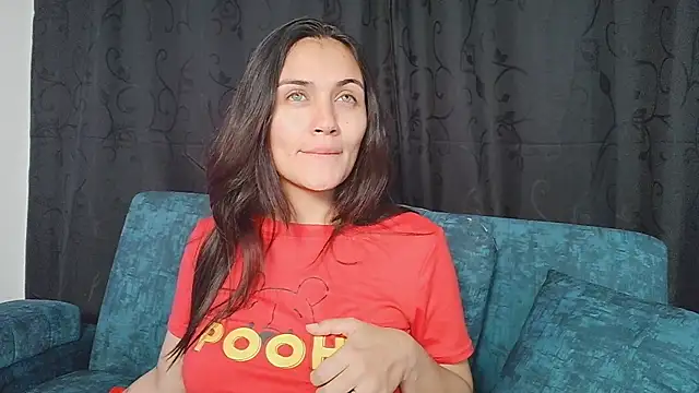 Dalia D online show from 04-16-26, 01:17