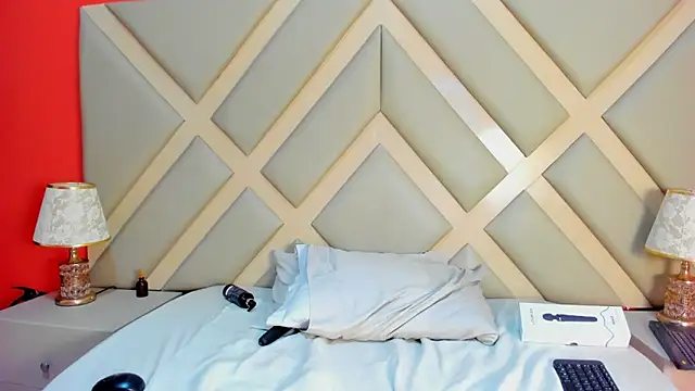 Snapshot of SSCARLETH_ chatting on 12-16-24, 02:27 SSCARLETH  online show from 12-16-24, 02:27