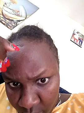 Snapshot of Toomuchbooty33 chatting on 09-14-25, 01:54 Toomuchbooty33 online show from 09-14-25, 01:54