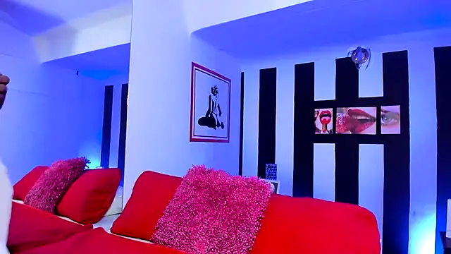 Snapshot of YeminaLeman chatting on 01-17-25, 12:42 YeminaLeman online show from 01-17-25, 12:42