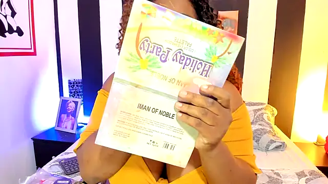 Snapshot of YeminaLeman chatting on 02-09-25, 12:52 YeminaLeman online show from 02-09-25, 12:52