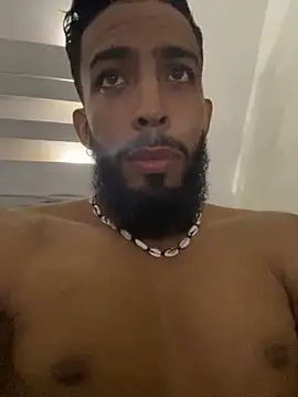 Alessandro  Rossi online show from 11-19-25, 05:46