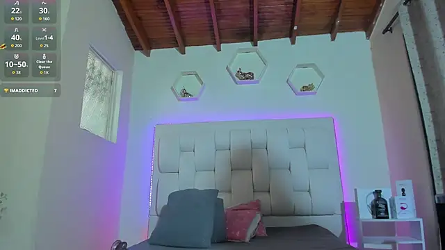 shanakendall online show from 11-20-25, 02:28