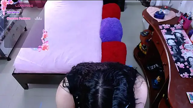 lufek23 online show from 02-27-25, 04:53