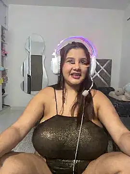 ValleryParker online show from 10-27-25, 09:41