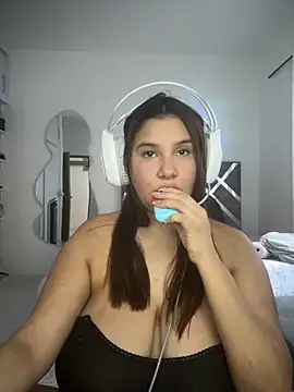 ValleryParker online show from 11-02-25, 09:28