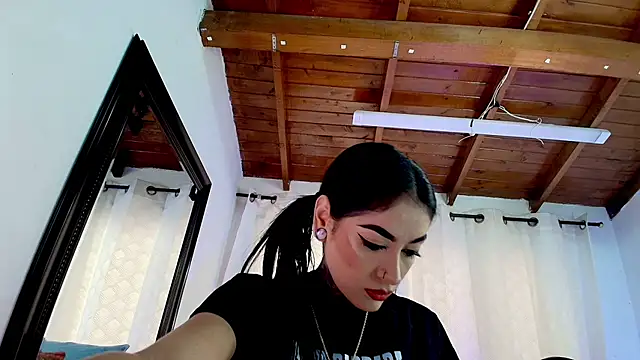 danna berlin  online show from 02-22-25, 07:14