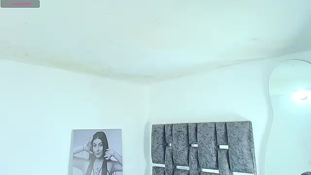 Natasharuso online show from 11-24-25, 11:10