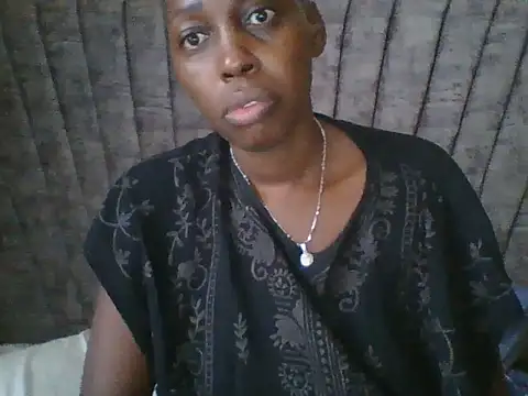 Snapshot of Dizzydose chatting on 02-09-26, 04:38 Dizzydose online show from 02-09-26, 04:38