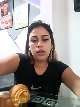 Latina sexy1 online show from 02-18-25, 03:21