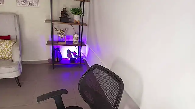 Sassy--Girl online show from 04-20-26, 06:20