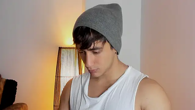 Snapshot of AlexRivera6 chatting on 11-16-25, 03:17 AlexRivera6 online show from 11-16-25, 03:17