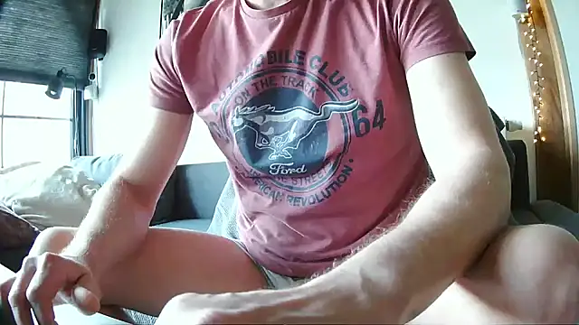 Snapshot of InnocentPremier chatting on 01-19-26, 01:04 InnocentPremier online show from 01-19-26, 01:04