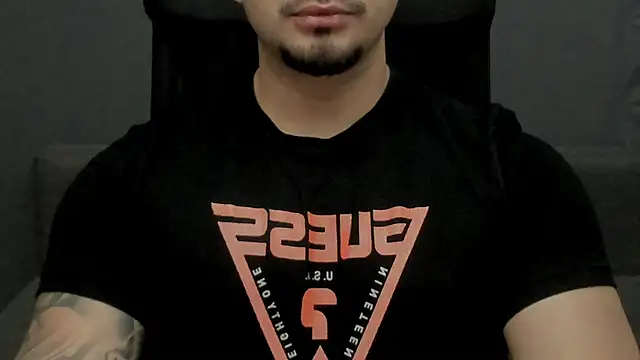 TonyWilcox online show from 12-17-25, 05:57