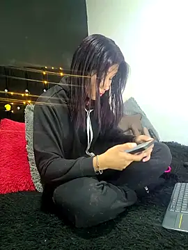 Snapshot of Sofynix chatting on 03-19-25, 08:11 Sofynix online show from 03-19-25, 08:11