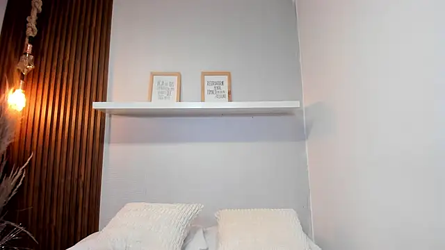 LANA-JONNES online show from 03-29-26, 12:43