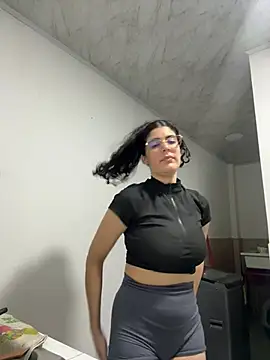  Niah  online show from 02-05-25, 02:51