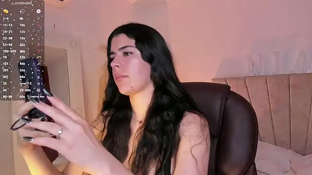  Niah  online show from 02-11-25, 09:14