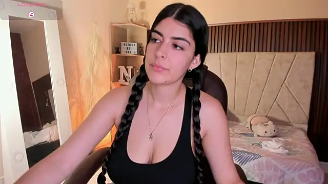  Niah  online show from 11-20-25, 08:19