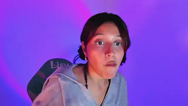 Snapshot of Little_Lisy chatting on 03-09-25, 09:46 Little Lisy online show from 03-09-25, 09:46