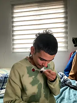 sorry-mom69 online show from 10-31-25, 12:28