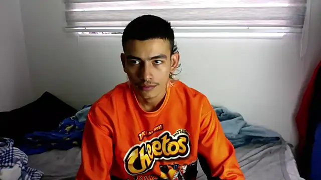 sorry-mom69 online show from 04-15-26, 02:46