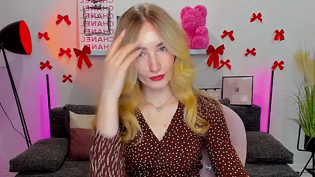 bella  rose online show from 02-18-25, 01:11