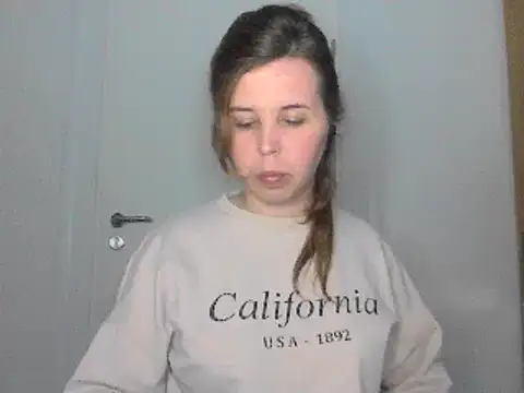 Snapshot of loveis007 chatting on 03-07-25, 09:48 loveis007 online show from 03-07-25, 09:48