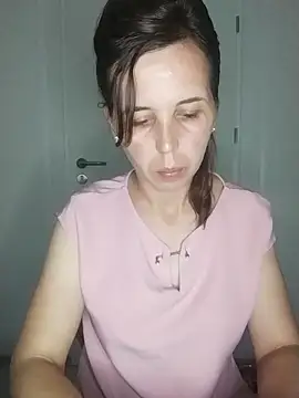 Snapshot of loveis007 chatting on 09-23-25, 07:39 loveis007 online show from 09-23-25, 07:39