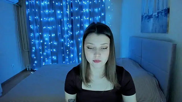 SoniNesti online show from 12-18-24, 01:02