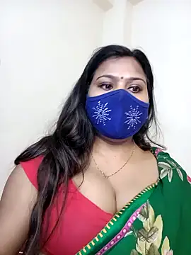 Snapshot of cutee__crazy chatting on 01-20-25, 05:59 cutee  crazy online show from 01-20-25, 05:59