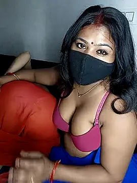 Snapshot of cutee__crazy chatting on 09-11-25, 05:35 cutee  crazy online show from 09-11-25, 05:35