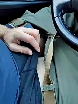 Snapshot of Boring_one chatting on 01-13-25, 07:32 Boring one online show from 01-13-25, 07:32