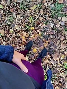 Snapshot of Boring_one chatting on 11-03-25, 01:45 Boring one online show from 11-03-25, 01:45